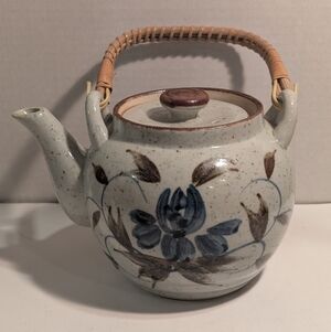 Vintage 1970s Japanese Style Handpainted Speckled Stoneware Rattan Handle Teapot